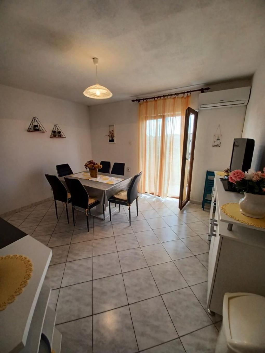 Apartment Marijica Trogir Exterior foto